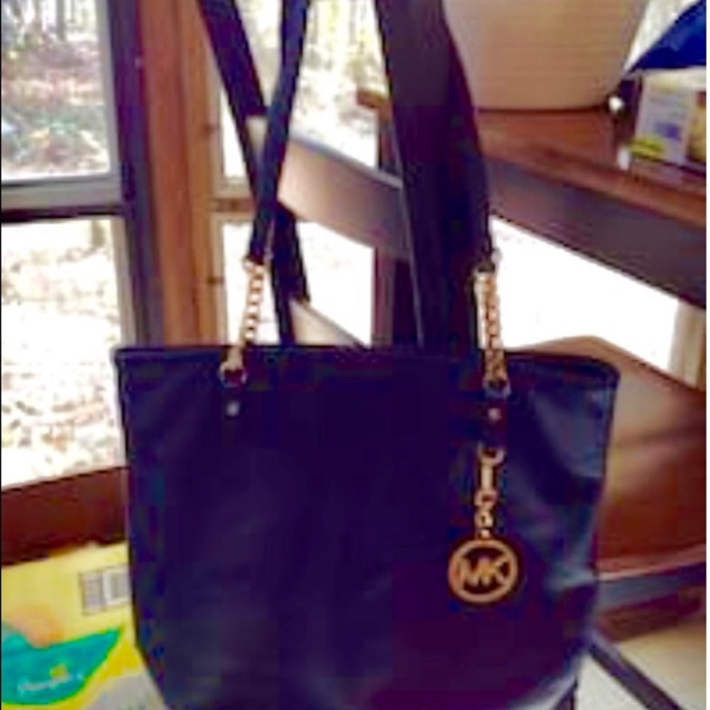 Navy Blue MICHAEL KORS; Leather Tote/purse.
